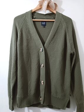 GAP VINTAGE GREEN COTTON HENLY KNIT V-NECK BUTTON FRONT CARDIGAN SWEATER SMALL